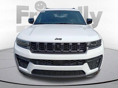 New 2026 Jeep Grand Cherokee L Limited AWD/4WD image 2