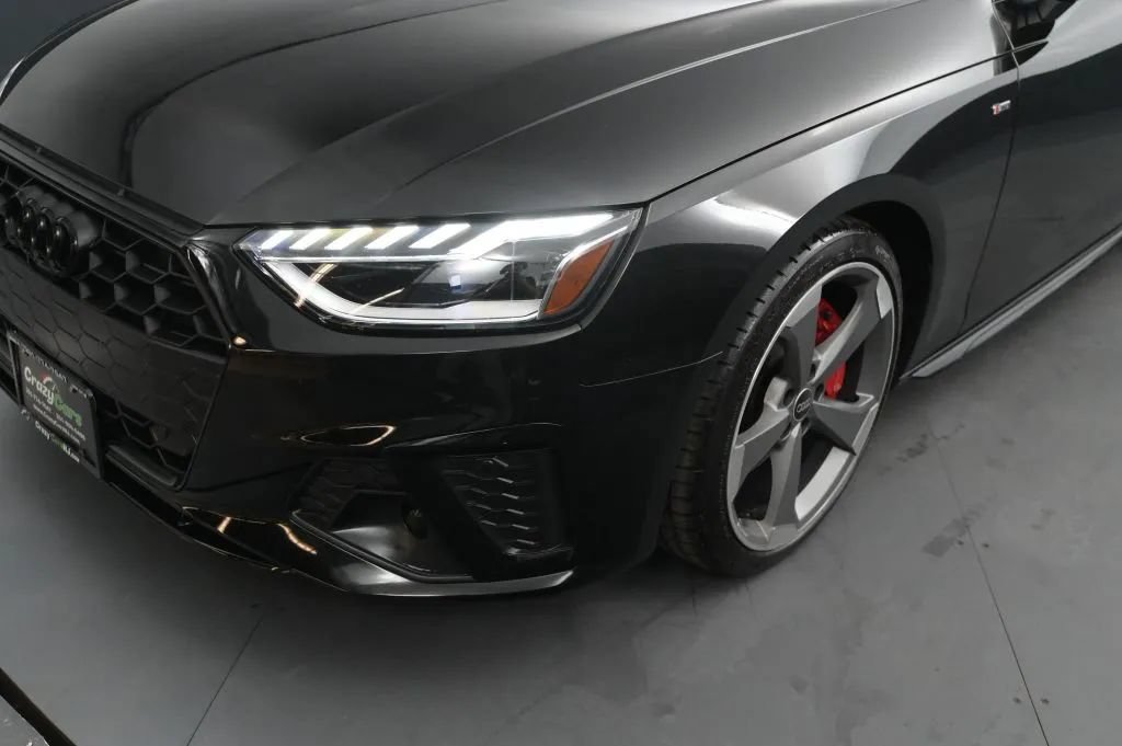 Used 2022 Audi A4 2.0T Premium Plus w/ Premium Plus Package AWD/4WD image 10