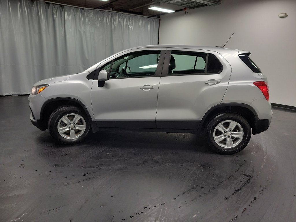Used 2017 Chevrolet Trax LS AWD/4WD image 6