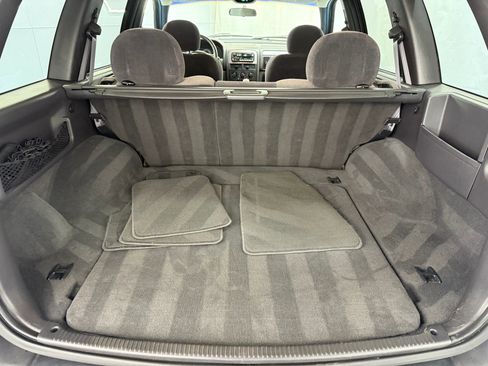 Used 2001 Jeep Grand Cherokee Laredo image 34