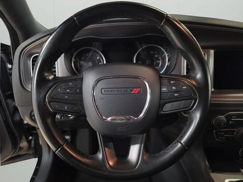 Used 2023 Dodge Charger SXT RWD image 18
