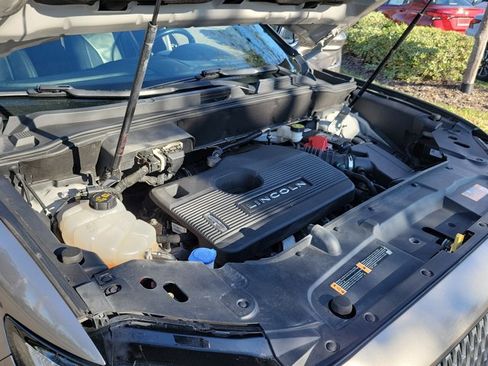 Used 2019 Lincoln Nautilus Reserve image 38