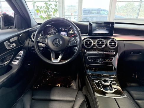 Used 2018 Mercedes-Benz C 300 Sedan w/ Premium Package image 19