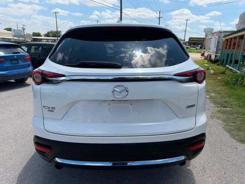 Used 2017 MAZDA CX-9 Signature AWD/4WD image 4
