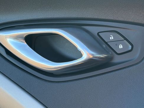 Used 2017 Chevrolet Camaro LT w/ RS Package RWD image 8