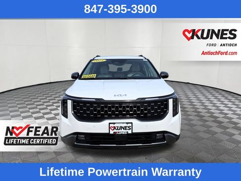Used 2025 Kia Carnival SX Prestige FWD image 2