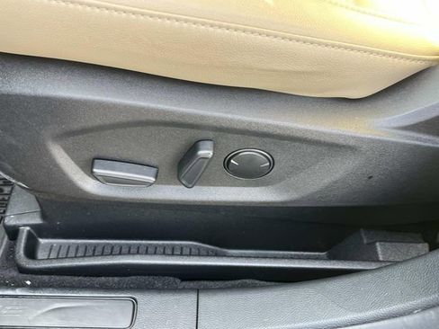 Certified 2024 Ford Edge SEL w/ Convenience Package image 29