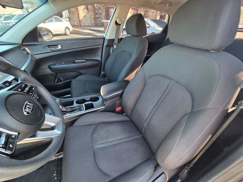 Used 2020 Kia Optima LX FWD image 12
