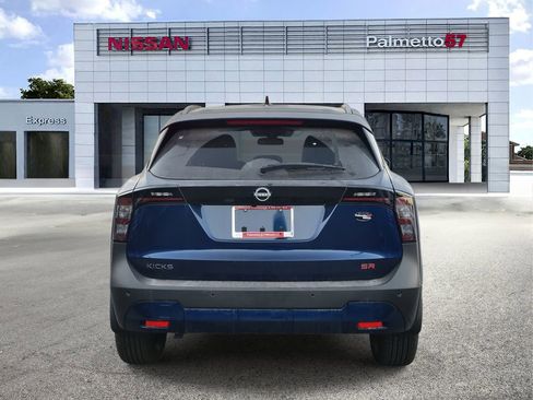 New 2026 Nissan Kicks SR FWD image 4