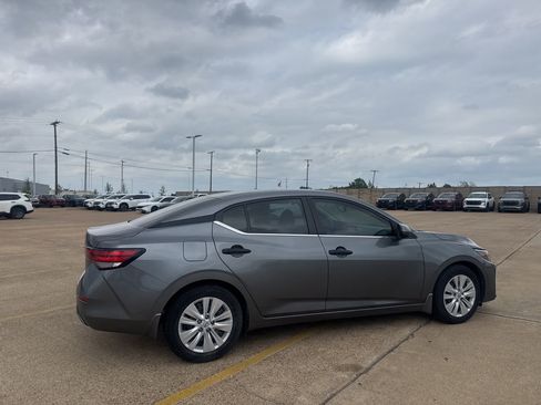 Certified 2024 Nissan Sentra S image 22