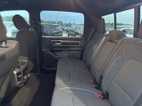 Used 2023 RAM 1500 Big Horn AWD/4WD image 34