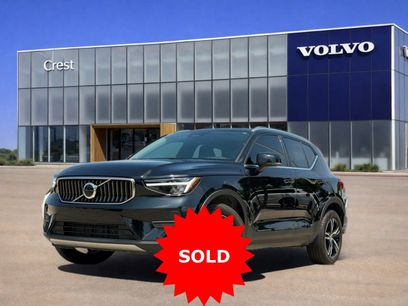Certified 2025 Volvo XC40 B5 Core