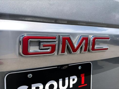 Used 2023 GMC Yukon XL Denali image 31