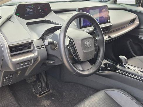 Used 2023 Toyota Prius Limited FWD image 9