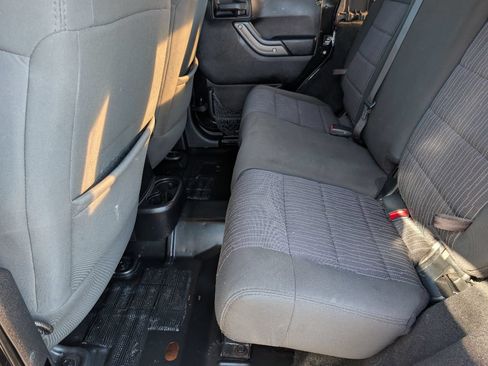 Used 2012 Jeep Wrangler Unlimited Sport AWD/4WD image 8