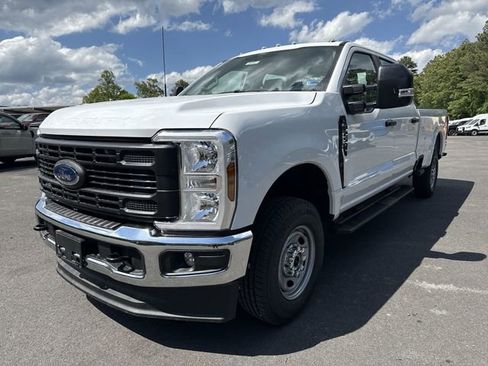 New 2026 Ford F250 XL AWD/4WD image 1