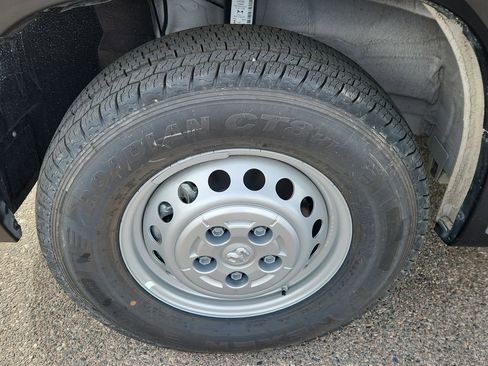 Used 2025 RAM ProMaster 1500 w/ Convenience Group image 15