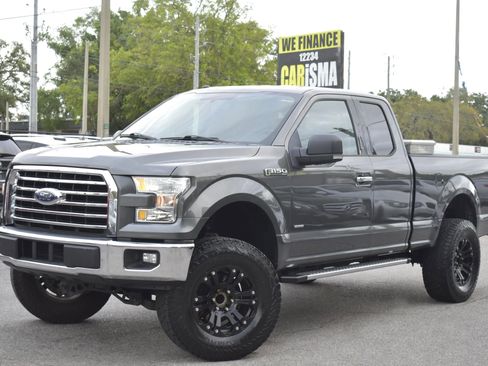 Used 2017 Ford F150 XLT w/ Equipment Group 302A Luxury image 5
