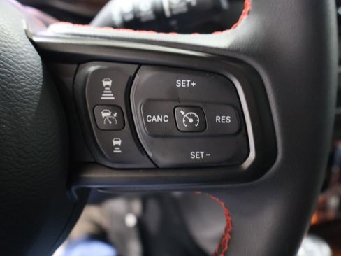 Used 2024 Jeep Wrangler Unlimited Rubicon w/ Convenience Group image 32