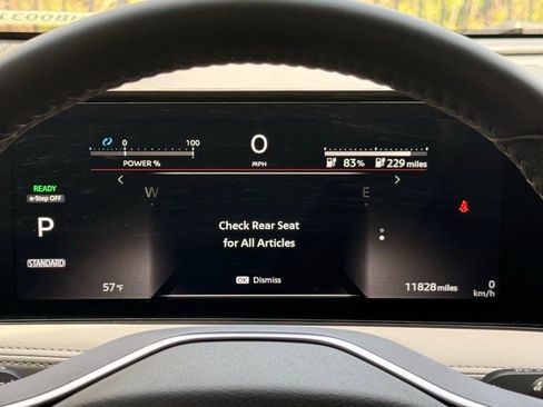 Used 2023 Nissan Ariya AWD image 12