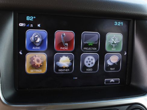 Used 2020 Chevrolet Tahoe Premier AWD/4WD image 14