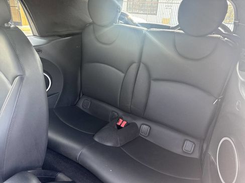 Used 2014 MINI Cooper S image 32