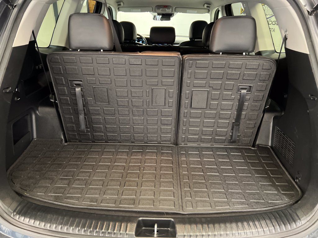 Used 2023 Kia Telluride LX AWD/4WD image 41