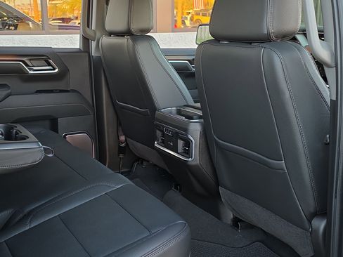 Used 2025 GMC Sierra 1500 Denali image 33