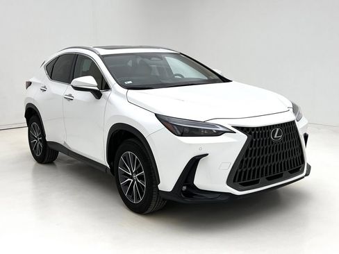 Used 2025 Lexus NX 350 AWD w/ Premium Package image 3