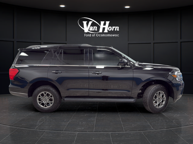 Used 2024 Ford Expedition XLT AWD/4WD image 8