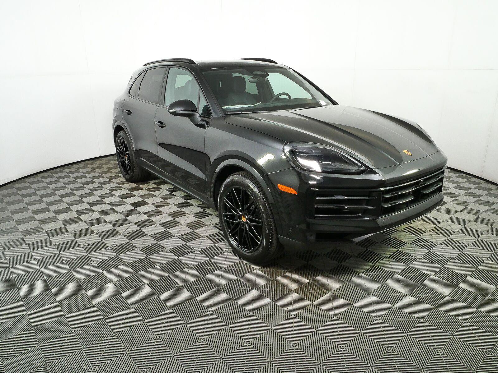 New 2026 Porsche Cayenne AWD/4WD image 24