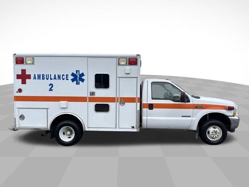 Used 2003 Ford F350 XL image 4