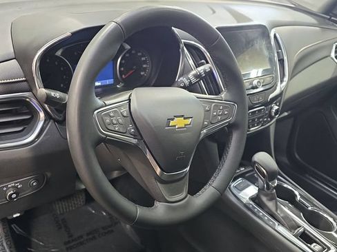 Used 2024 Chevrolet Equinox Premier AWD/4WD image 20