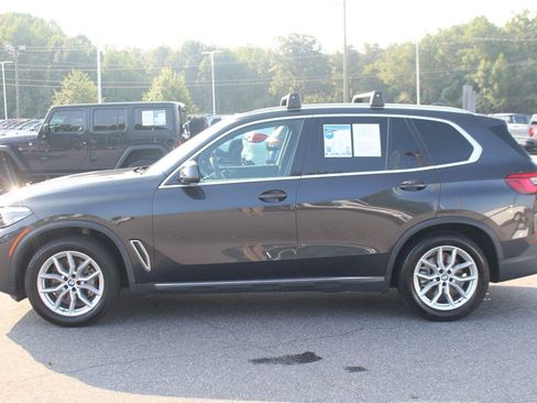 Used 2019 BMW X5 xDrive40i w/ Convenience Package AWD/4WD image 4
