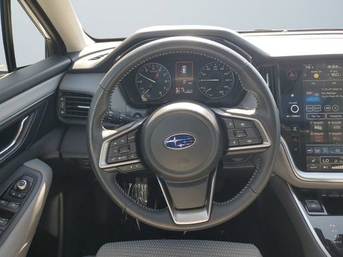 Certified 2025 Subaru Outback Premium AWD/4WD image 12