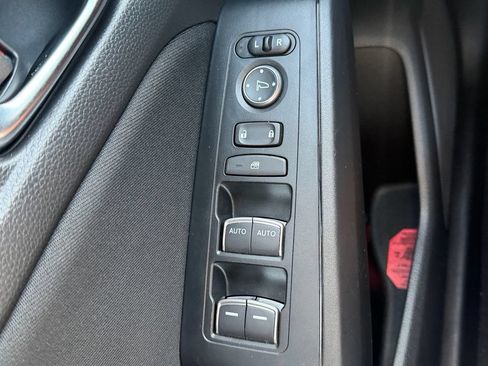 Used 2025 Honda Civic Sport image 32