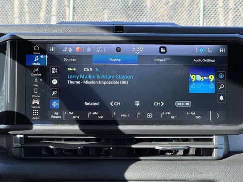 Used 2024 Jeep Gladiator Sport image 4