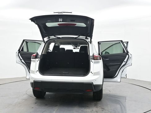 Used 2026 Nissan Rogue SV AWD/4WD image 42