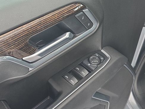 Certified 2025 GMC Sierra 1500 Elevation RWD image 29