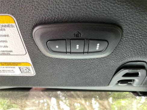 New 2025 Jeep Gladiator Sport image 20