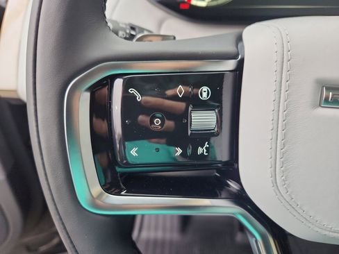 New 2025 Land Rover Range Rover Sport SE image 19