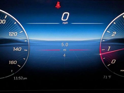 New 2026 Mercedes-Benz GLC 300 image 11