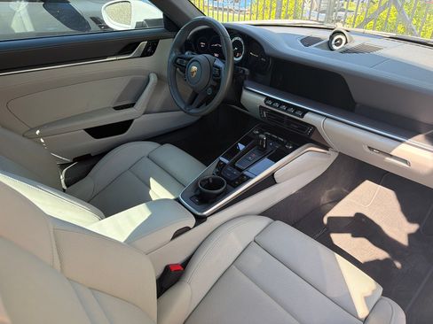 Used 2020 Porsche 911 Carrera 4S AWD/4WD image 7