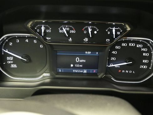 Used 2020 GMC Sierra 1500 Elevation w/ Elevation Value Package AWD/4WD image 16