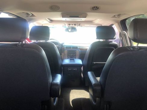 Used 2007 GMC Yukon SLT w/ SLT Preferred Equipment Group AWD/4WD image 6