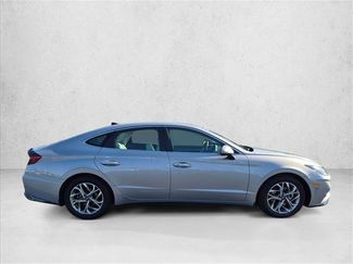 Used 2023 Hyundai Sonata SEL FWD video 4