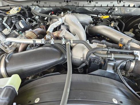 Used 2024 Ford F250 Lariat w/ Sport Appearance Package AWD/4WD image 21
