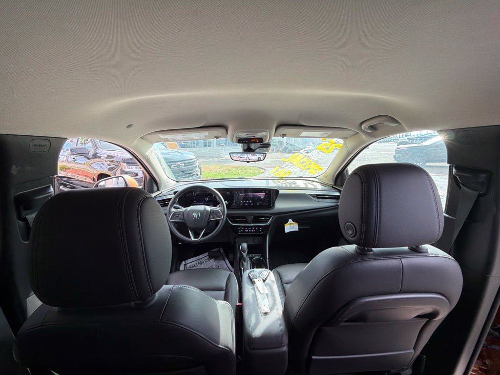 Used 2025 Buick Encore GX Avenir w/ Avenir Technology Package FWD image 11