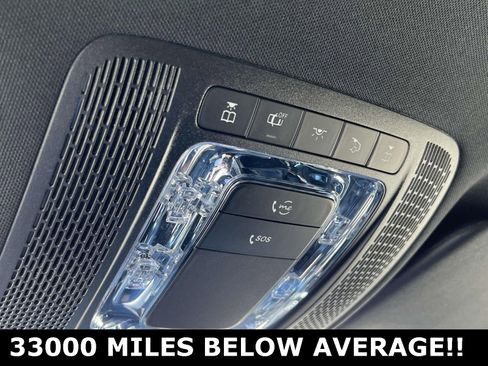 Used 2022 Mercedes-Benz GLA 250 4MATIC image 35