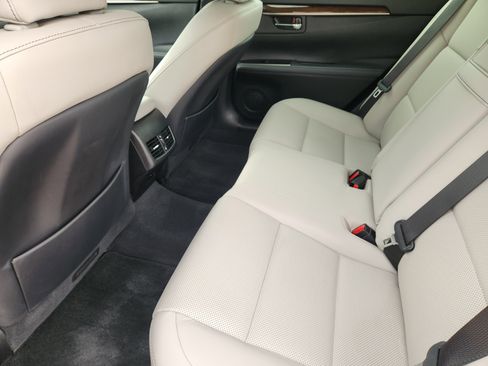 Used 2017 Lexus ES 350 image 38